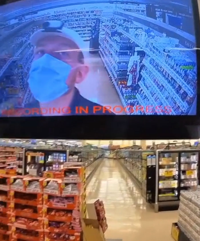 This TikToker Shares What Life Looks Like When You're 7’1” Tall And People Are Here For It This TikToker Shares What Life Looks Like When You're 7’1” Tall And People Are Here For It