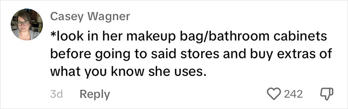 Women Online Are Thankful For This Man Educating Clueless Guys About These 4 Things Women Online Are Thankful For This Man Educating Clueless Guys About These 4 Things