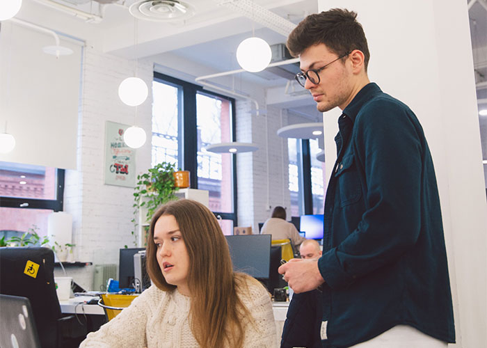 “He Is Married”: Person Sees What They Weren’t Supposed To At Office Xmas Party, Needs Advice “He Is Married”: Person Sees What They Weren’t Supposed To At Office Xmas Party, Needs Advice