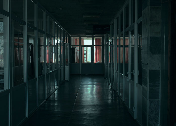 “He Is Married”: Person Sees What They Weren’t Supposed To At Office Xmas Party, Needs Advice “He Is Married”: Person Sees What They Weren’t Supposed To At Office Xmas Party, Needs Advice