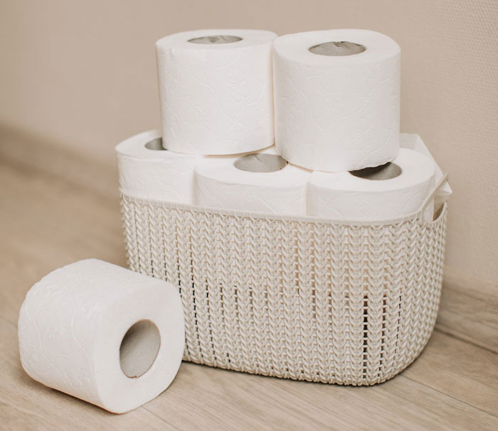 “I Will Never Get Over This”: Woman Breaks Up With Boyfriend Over Toilet Paper