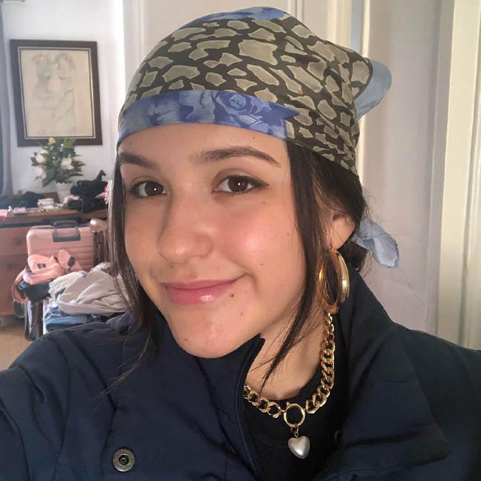 Woman Gets “Dress-Coded” While Visiting Famous Church In Milan, Sparking Outrage Online Woman Gets “Dress-Coded” While Visiting Famous Church In Milan, Sparking Outrage Online