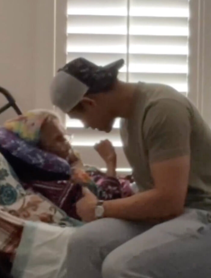 Young Man Shares Heartwarming Snippets From His Daily Life As 96 Y.O. Grandma's Full-Time Caretaker