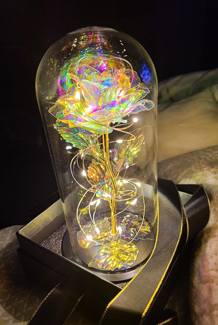Gift'em A Hint Of Magic With This Crystal Flowers Light Up Rose In Glass Dome, Ideal To Confess Your Love And Appreciation