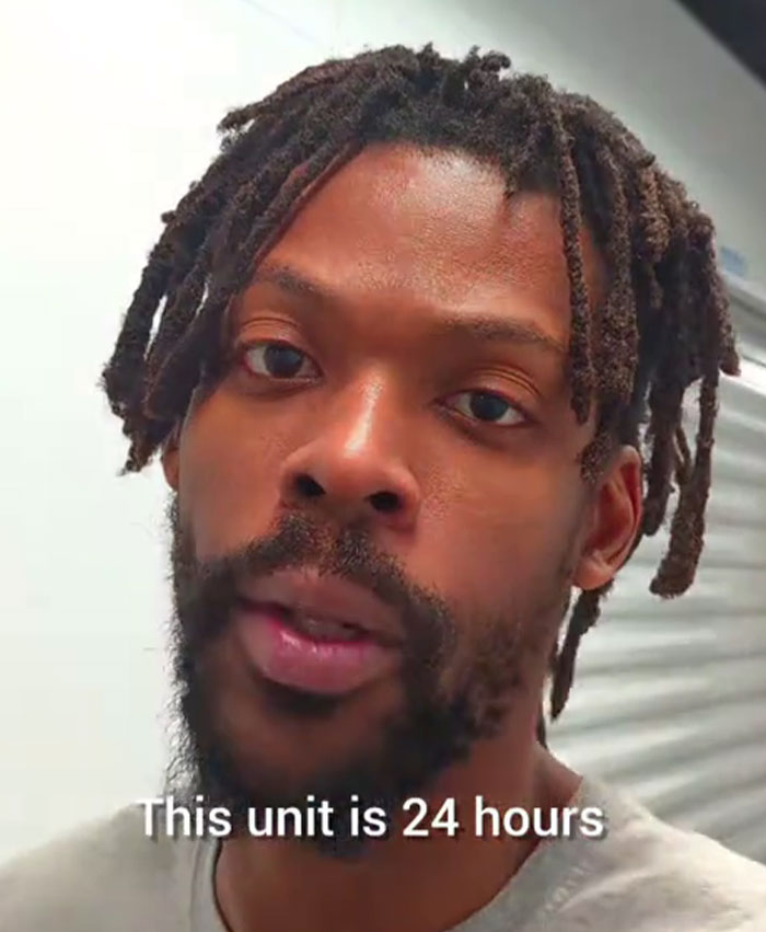 Guy Shares That He Lives In A Storage Unit, Because It's Much Cheaper Than An Apartment Guy Shares That He Lives In A Storage Unit, Because It's Much Cheaper Than An Apartment