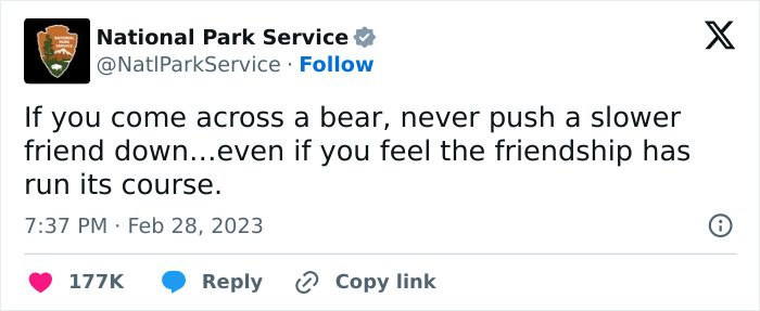 People Online Are Cracking Up At This National Park Service Sign About Safety Around Bears