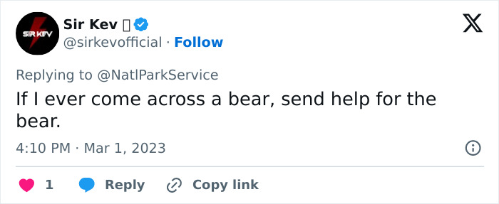 People Online Are Cracking Up At This National Park Service Sign About Safety Around Bears