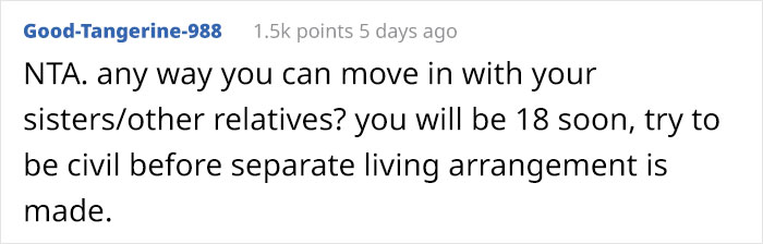 Teen Has A Meltdown During Family Christmas After Her Dad's New Wife Tries To Become Her Mom Teen Has A Meltdown During Family Christmas After Her Dad's New Wife Tries To Become Her Mom
