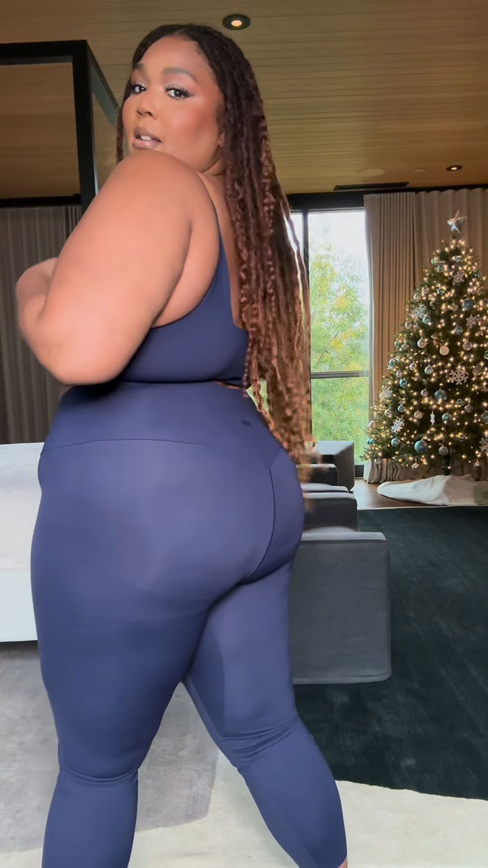Lizzo Shows Off Slimmed-Down Figure While Modeling Her Shapewear Line Lizzo Shows Off Slimmed-Down Figure While Modeling Her Shapewear Line