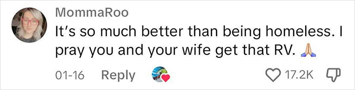 Guy Shares That He Lives In A Storage Unit, Because It's Much Cheaper Than An Apartment Guy Shares That He Lives In A Storage Unit, Because It's Much Cheaper Than An Apartment