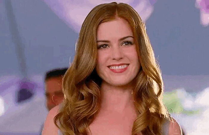 Isla Fisher Declined To Film A Scene In Which Her Character Stripped Naked