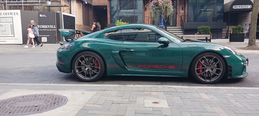 This Is A Very Unique Spec Of Porsche Cayman Gt4, This Car Was Getting More Attention Over Higher Priced Lambos Down The Street Revving For Attention
