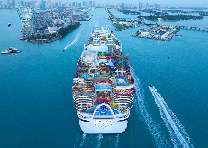 “Icon Of The Seas Is Crazy”: The World’s Largest Cruise Ship Leaves People Flabbergasted