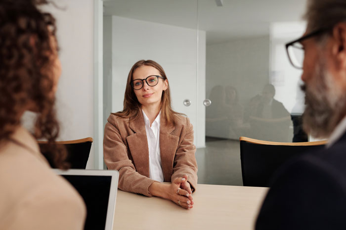 Interviewer Gets In Trouble With Corporate After Trying To Blame Her Lateness On Job Interviewee Interviewer Gets In Trouble With Corporate After Trying To Blame Her Lateness On Job Interviewee