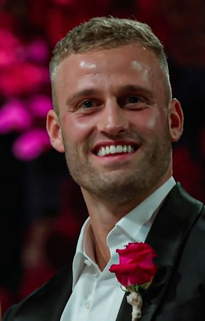 “An Absolute Train Wreck”: People Left Stunned By Best Man’s X-Rated Wedding Speech “An Absolute Train Wreck”: People Left Stunned By Best Man’s X-Rated Wedding Speech