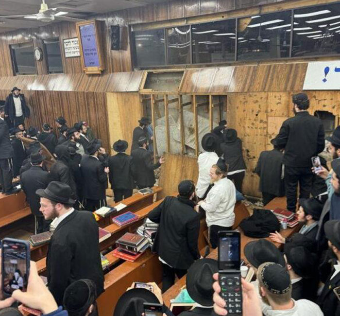 Riot Unfolds As Police Obstruct Orthodox Men’s Secret Underground Tunnel In Brooklyn Synagogue
