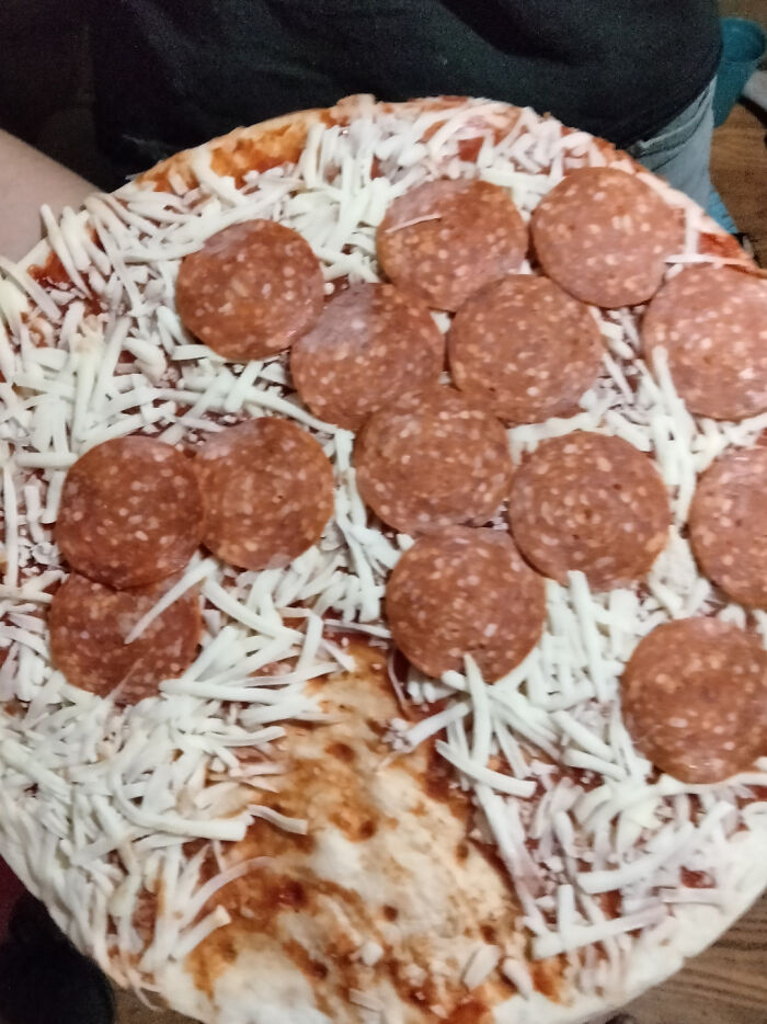 We Had An Entire Slice Of Pizza With No Cheese