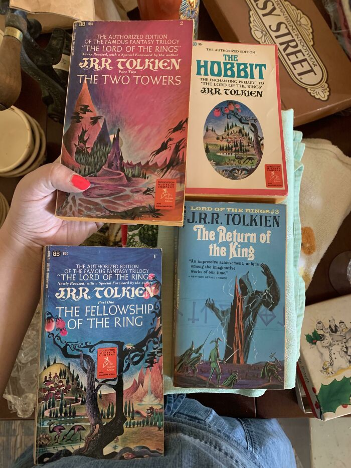 I Found Another Century Home Clean-Out Treasure. 1960s LOTR Collection
