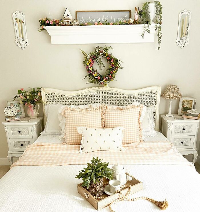 Bed with gingham pattern decor