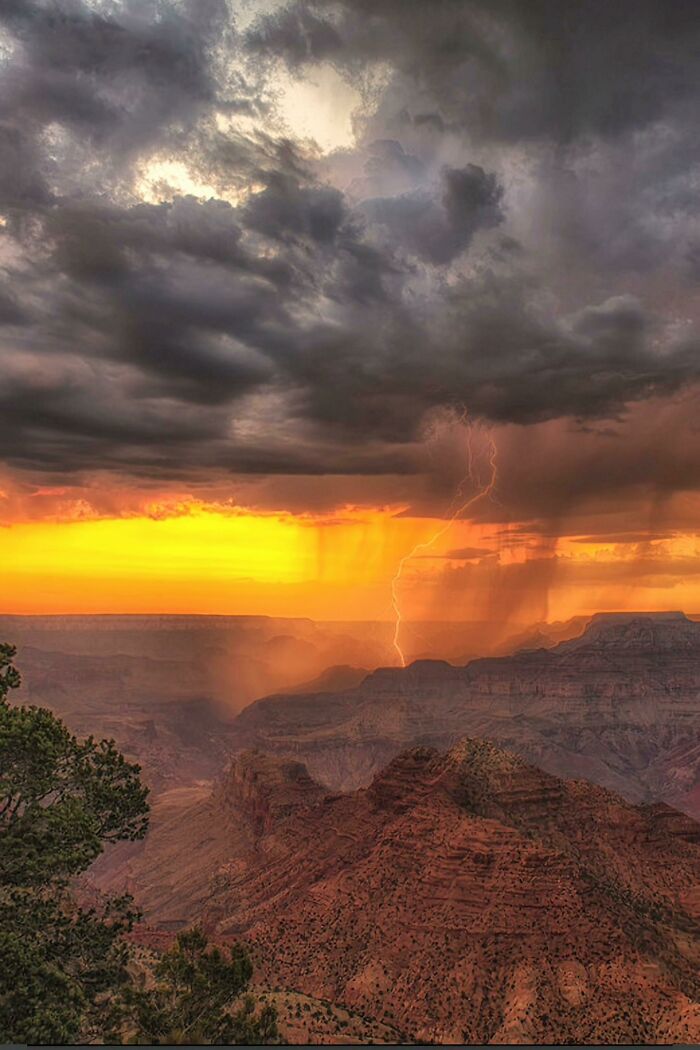 Luck And Lightning At The Grand Canyon