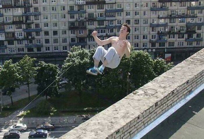 The Final Photo Of Pavel Kashin, A Free Runner And Parkour Enthusiast Who Passed Away When He Was Trying To Back Flip On Top Of A Building And Lost His Balance. He Fell 16 Stories