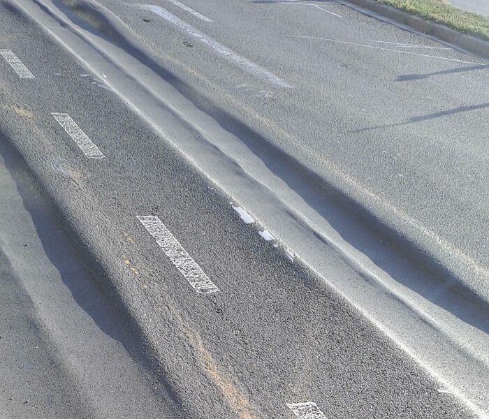 This Worn-Out Road After Buses Stopping There Every 1-4 Minutes