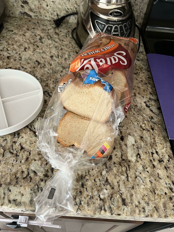 This Is How My Husband Opens The Bread If I Don’t Get To It First. Just Rips A Hole In The Bag And Leaves It Open Like This Too
