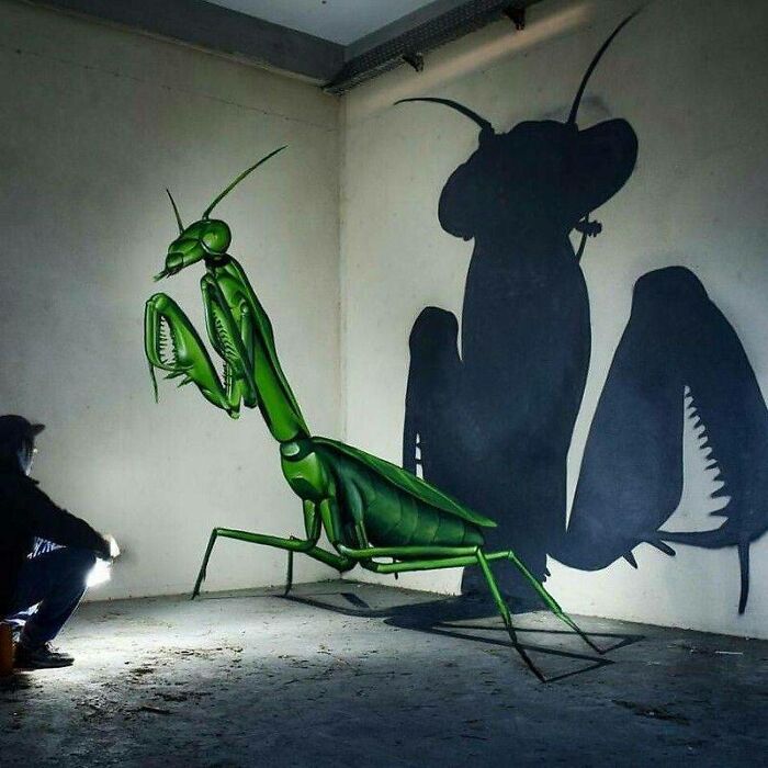Praying Mantis (Artist: Odeith, Portugal)