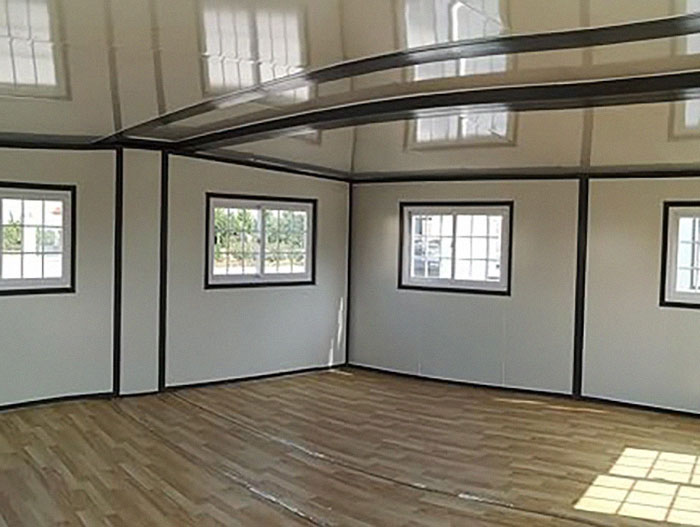 Content Creators Document What Moving Into A $30k House Bought On Amazon Looks Like Content Creators Document What Moving Into A $30k House Bought On Amazon Looks Like