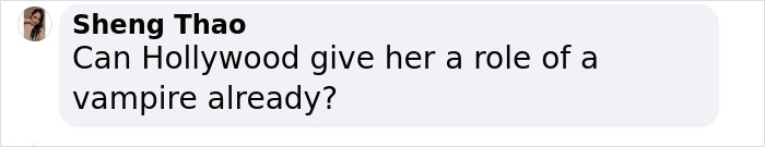 Zendaya’s Schiaparelli Paris Fashion Week Show Look Sparks Funny Comparisons Zendaya’s Schiaparelli Paris Fashion Week Show Look Sparks Funny Comparisons