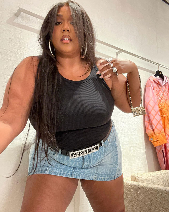 Lizzo Shows Off Slimmed-Down Figure While Modeling Her Shapewear Line Lizzo Shows Off Slimmed-Down Figure While Modeling Her Shapewear Line