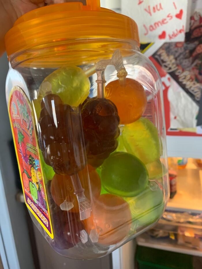 Remember When We All Could Not Stop Watching Those Candy Popping Videos During Quarantine? The Dindon Fruity’s Ju-C Jelly Jar Trend May Be A 2021 Throwback, But Its Fruity Blast Is Timeless!