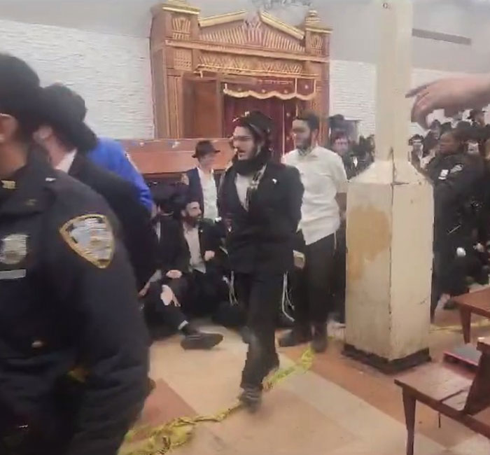 Riot Unfolds As Police Obstruct Orthodox Men’s Secret Underground Tunnel In Brooklyn Synagogue