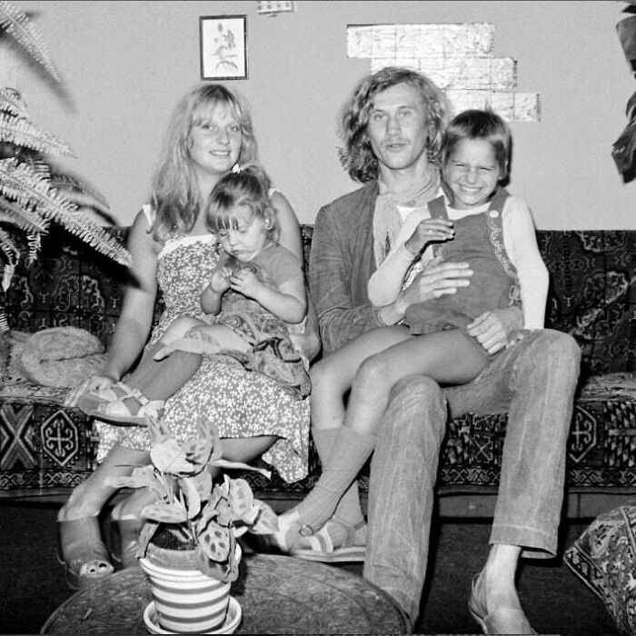 Hans Eijkelboom, 'With My Family' (1973). For This Series, The Dutch Photographer Would Ring The Doorbells Of Strangers' Houses After He Saw The Husbands Leave For Work. He Would Then Convince Their Wives To Pose In A Family Portrait With Him In The Place Of The Father
