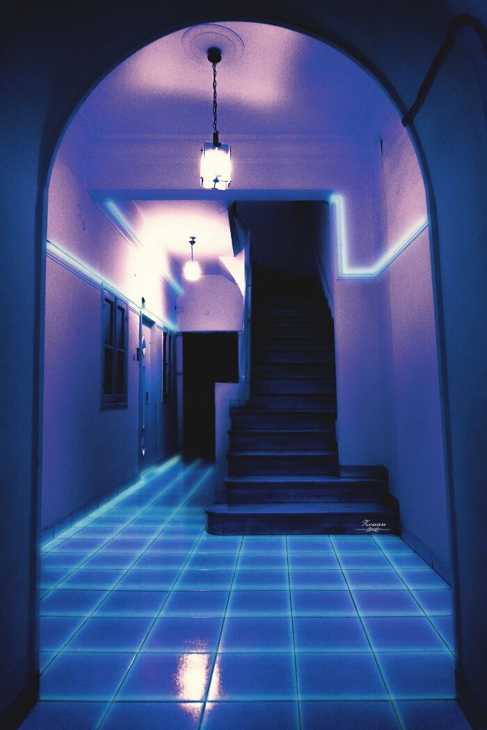 Cyberpunk Athens 2124: Night Street Photography By Zouan Kourtis (12 Pics)