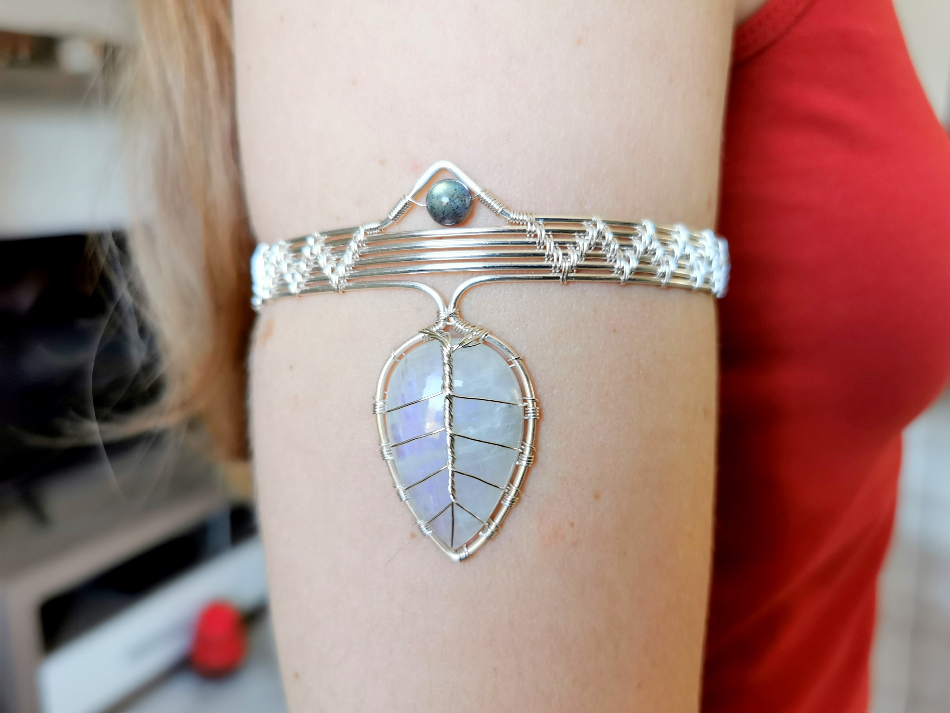 I Made An Elven Leaf Armband