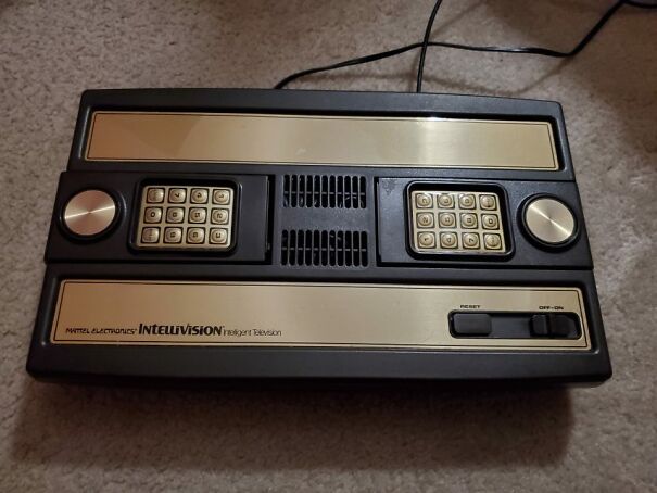 Intellivision_Photo1-960x720-1.jpg