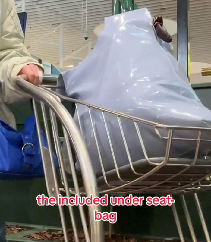 “Works Like A Charm”: Traveler Shares How She Brings So Much Stuff On Airplane Without Paying Extra “Works Like A Charm”: Traveler Shares How She Brings So Much Stuff On Airplane Without Paying Extra