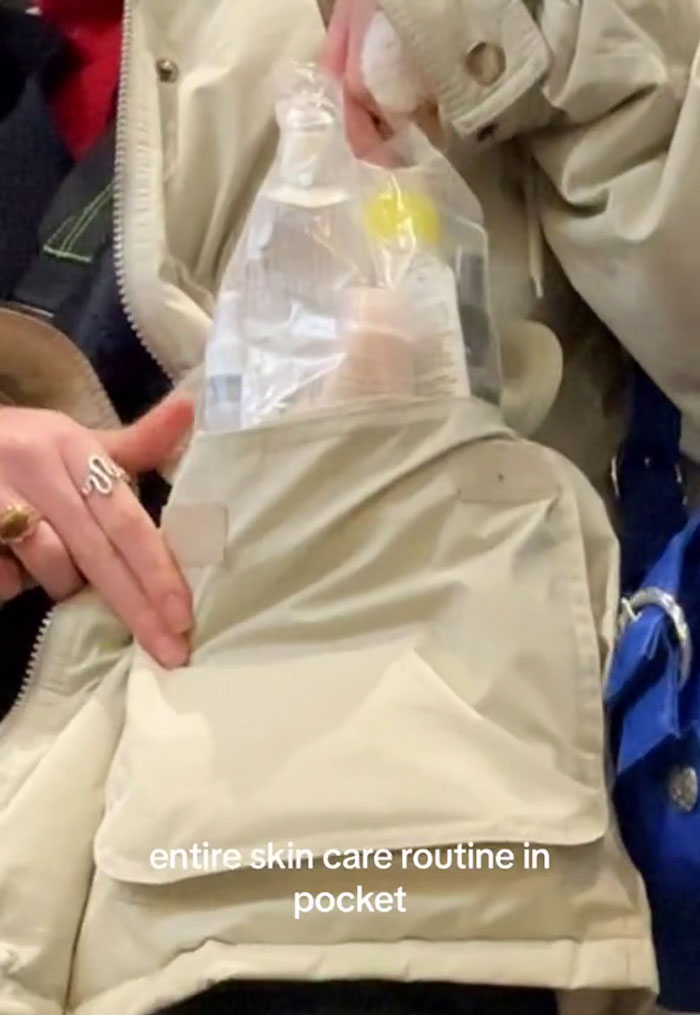 “Works Like A Charm”: Traveler Shares How She Brings So Much Stuff On Airplane Without Paying Extra “Works Like A Charm”: Traveler Shares How She Brings So Much Stuff On Airplane Without Paying Extra