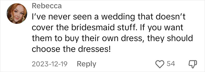 Bride Wants Her Bridesmaids To Pay $250 For Their Dresses But They Refuse, Drama Ensues Bride Wants Her Bridesmaids To Pay $250 For Their Dresses But They Refuse, Drama Ensues