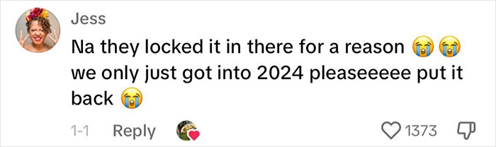 Internet Urges Couple To Leave Home After Finding Suitcase With Eerie Contents While Renovating Internet Urges Couple To Leave Home After Finding Suitcase With Eerie Contents While Renovating