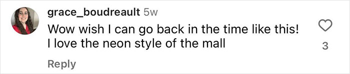 “Just Be Yourself”: 20-Year-Old Woman Lives in The 1980s, And She Couldn’t Be Happier “Just Be Yourself”: 20-Year-Old Woman Lives in The 1980s, And She Couldn’t Be Happier