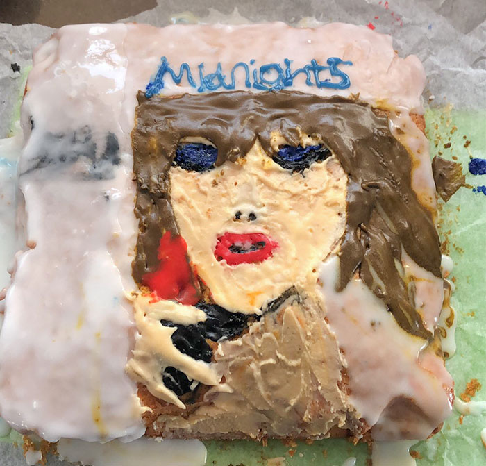 In Honor Of Taylor Swift's "Midnights" Release Tomorrow, We Baked This Cake