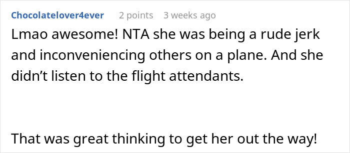 Dad Figures Out How To Make Woman On Plane Uncomfortable After She Refuses To Move Her Hair Away Dad Figures Out How To Make Woman On Plane Uncomfortable After She Refuses To Move Her Hair Away