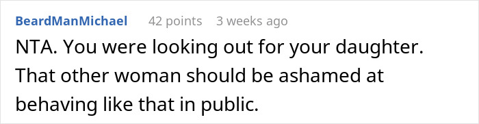 Dad Figures Out How To Make Woman On Plane Uncomfortable After She Refuses To Move Her Hair Away Dad Figures Out How To Make Woman On Plane Uncomfortable After She Refuses To Move Her Hair Away