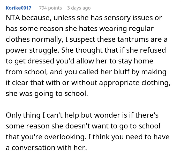Parent Refuses To Entertain Daughter’s Morning Tantrum, Sends Her To School In PJs Parent Refuses To Entertain Daughter’s Morning Tantrum, Sends Her To School In PJs