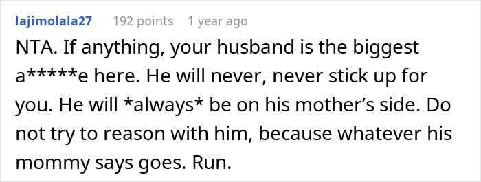 Bride Conflicted After Family Glare Daggers At Her: “AITA For Wearing White To My Wedding? Bride Conflicted After Family Glare Daggers At Her: “AITA For Wearing White To My Wedding?