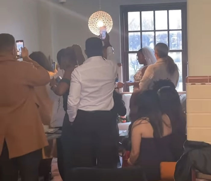 Couple Spark Outrage After Taking Over Cafe For Wedding Without Permission, Owners Clap Back Couple Spark Outrage After Taking Over Cafe For Wedding Without Permission, Owners Clap Back
