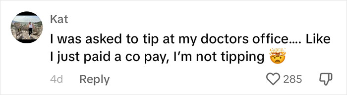 Woman Leaves Store Flabbergasted After Being Asked To Tip 25% Woman Leaves Store Flabbergasted After Being Asked To Tip 25%