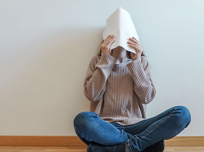 Teen Gets Petty Revenge On Dad By Constantly Moving Things A Meter Away From Where He Put Them Teen Gets Petty Revenge On Dad By Constantly Moving Things A Meter Away From Where He Put Them